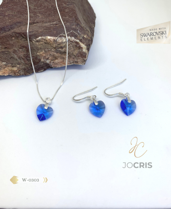 CONJUNTO CORAZONES HECHO CON CRISTAL SWAROVSKI 45 CM