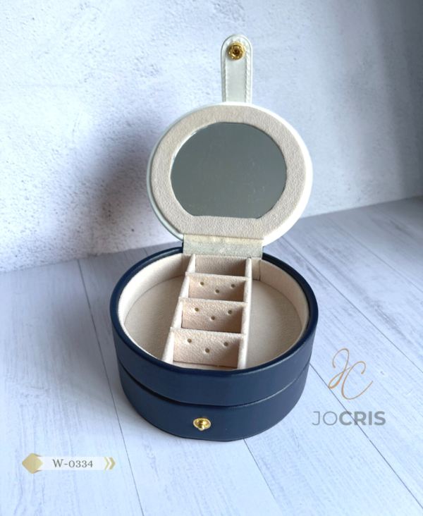 JOYERO ORGANIZADOR CON BROCHE AZUL MARINO CON BLANCO