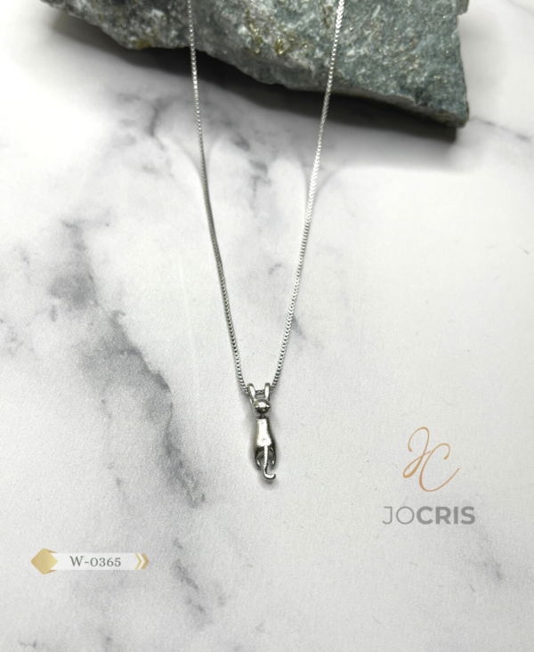 COLLAR GATITO RECOSTADO 45 CM